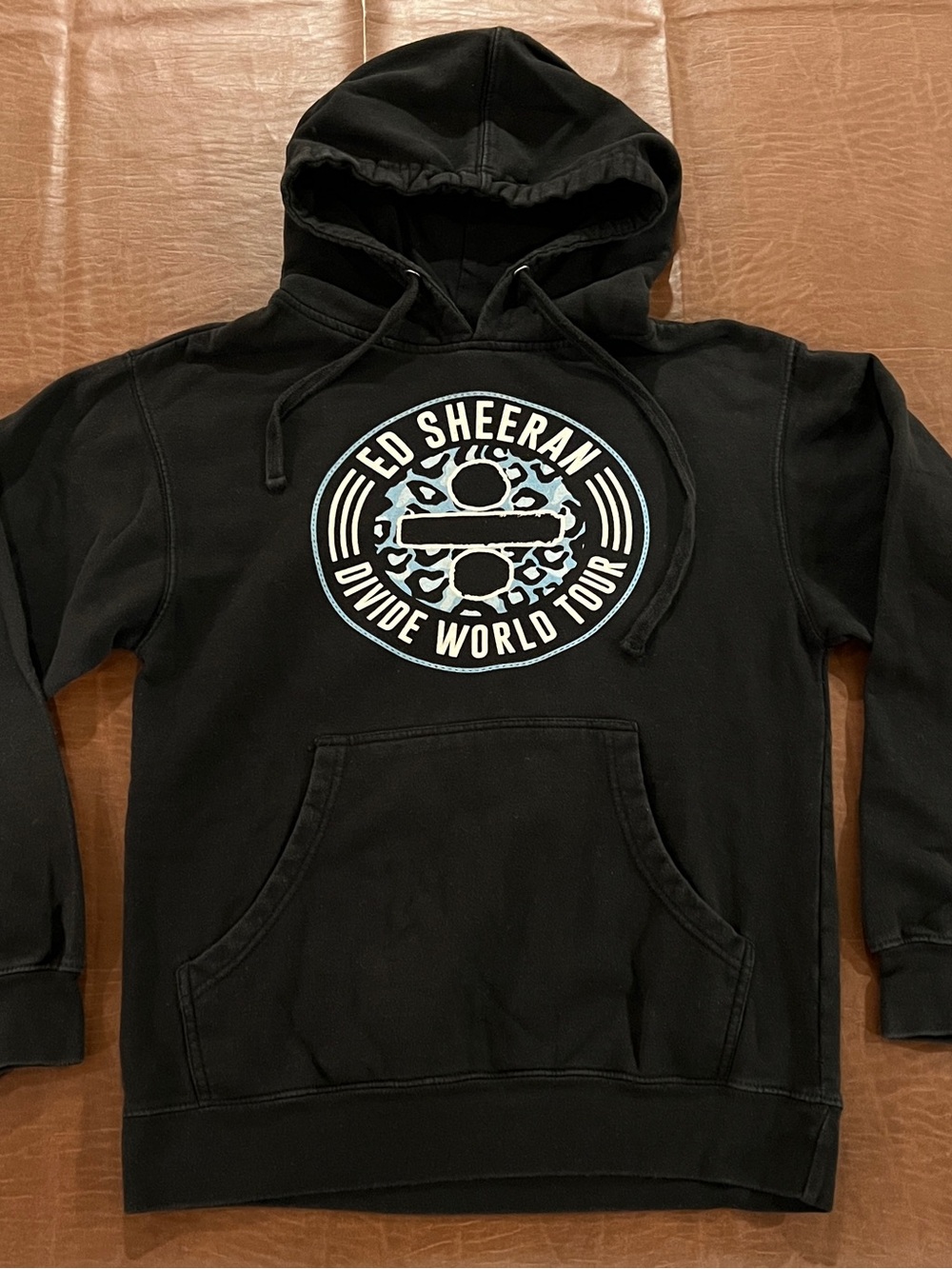 Ed Sheeran Divide Tour Hoodie Sweatshirt - Tour Dates - Size Small